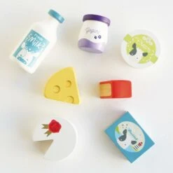 Le Toy Van Wooden Cheese & Dairy ‘Five A Day’ Honeybee -Toy Store le toy van wooden cheese dairy five a day honeybak 2